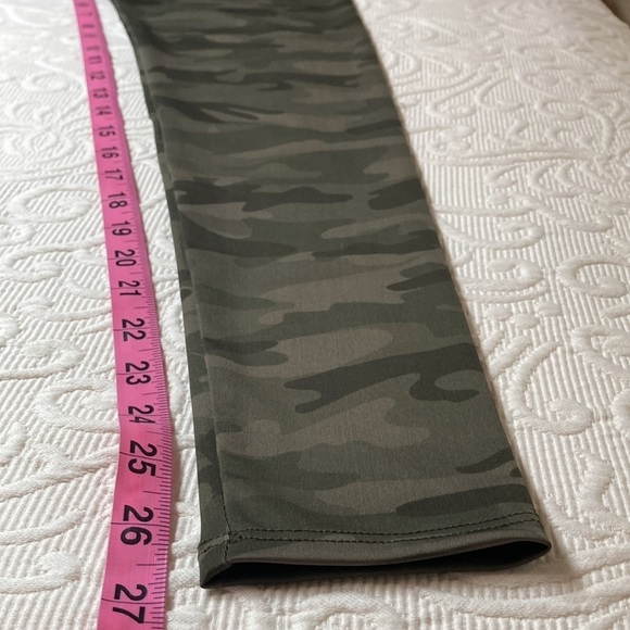 NWT Onzie High Waisted Cameo Legging Size XS - Picture 7 of 12